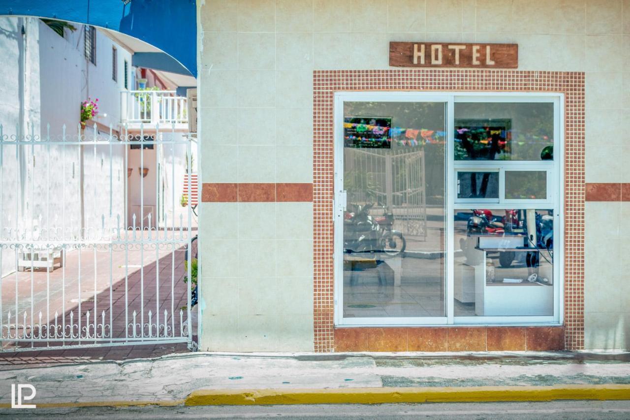 Hotel Quiam Playa del Carmen Exterior foto